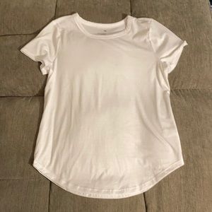 Basic white tee shirt